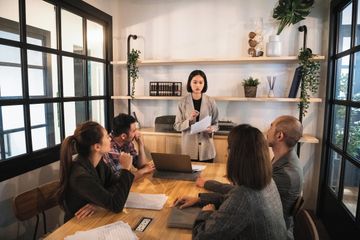 Rest der Welt training rooms Coworking Space The Hive Taipei image 5