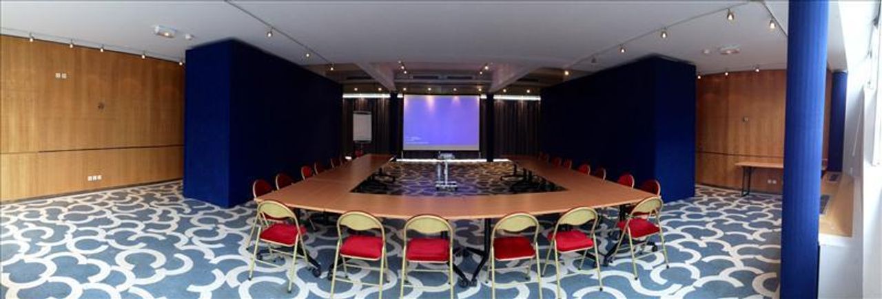 Paris training rooms   image 18