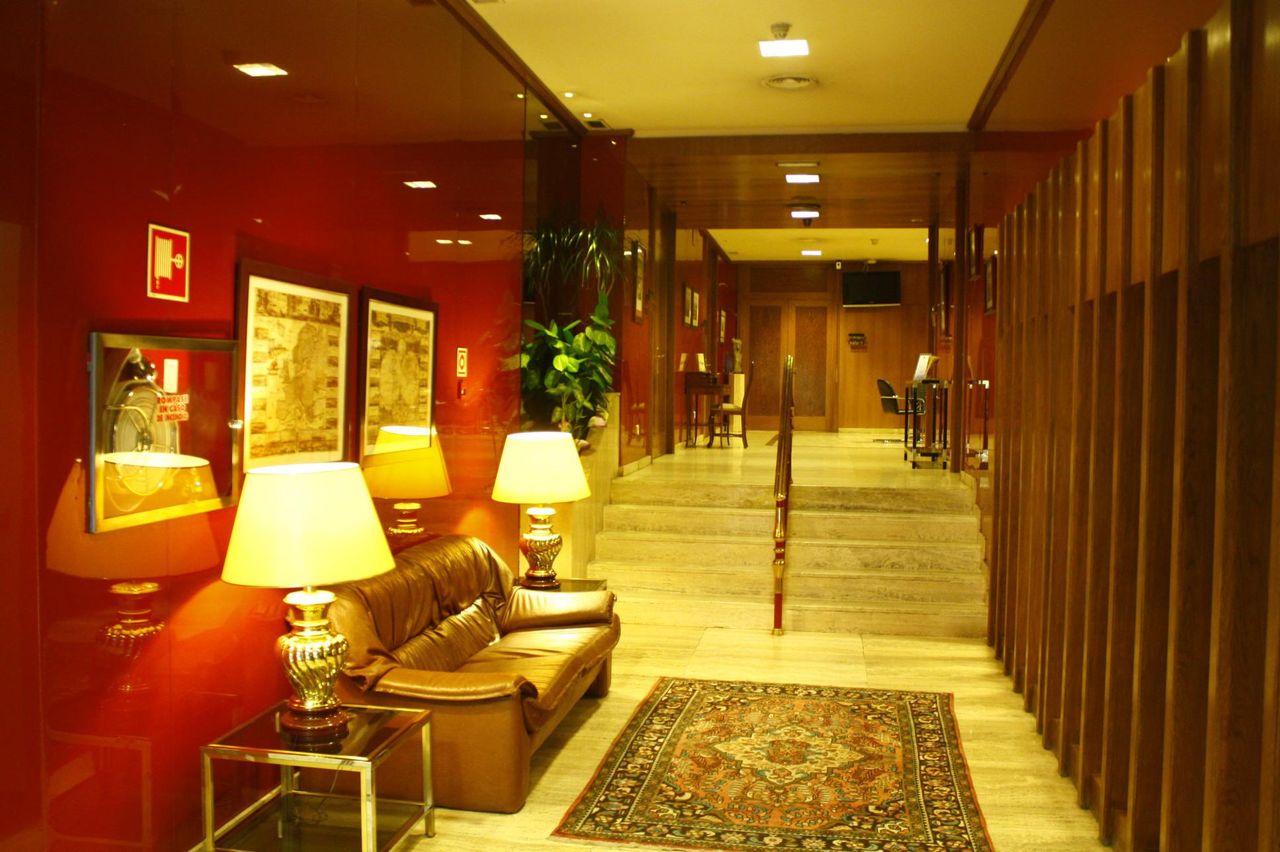 Madrid training rooms Business center Centro Empresarial El Coloso image 51