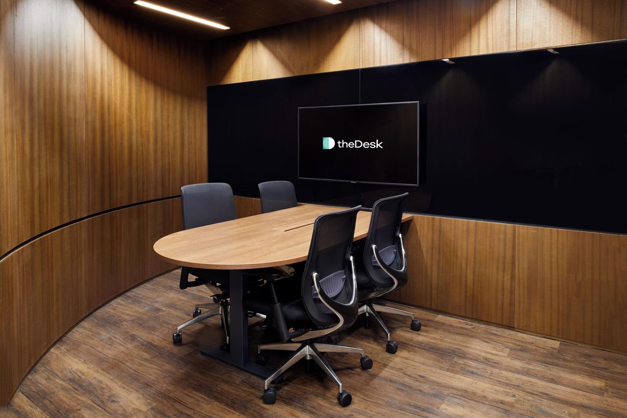 Hong Kong training rooms Coworking ruimte theDesk United Centre image 16