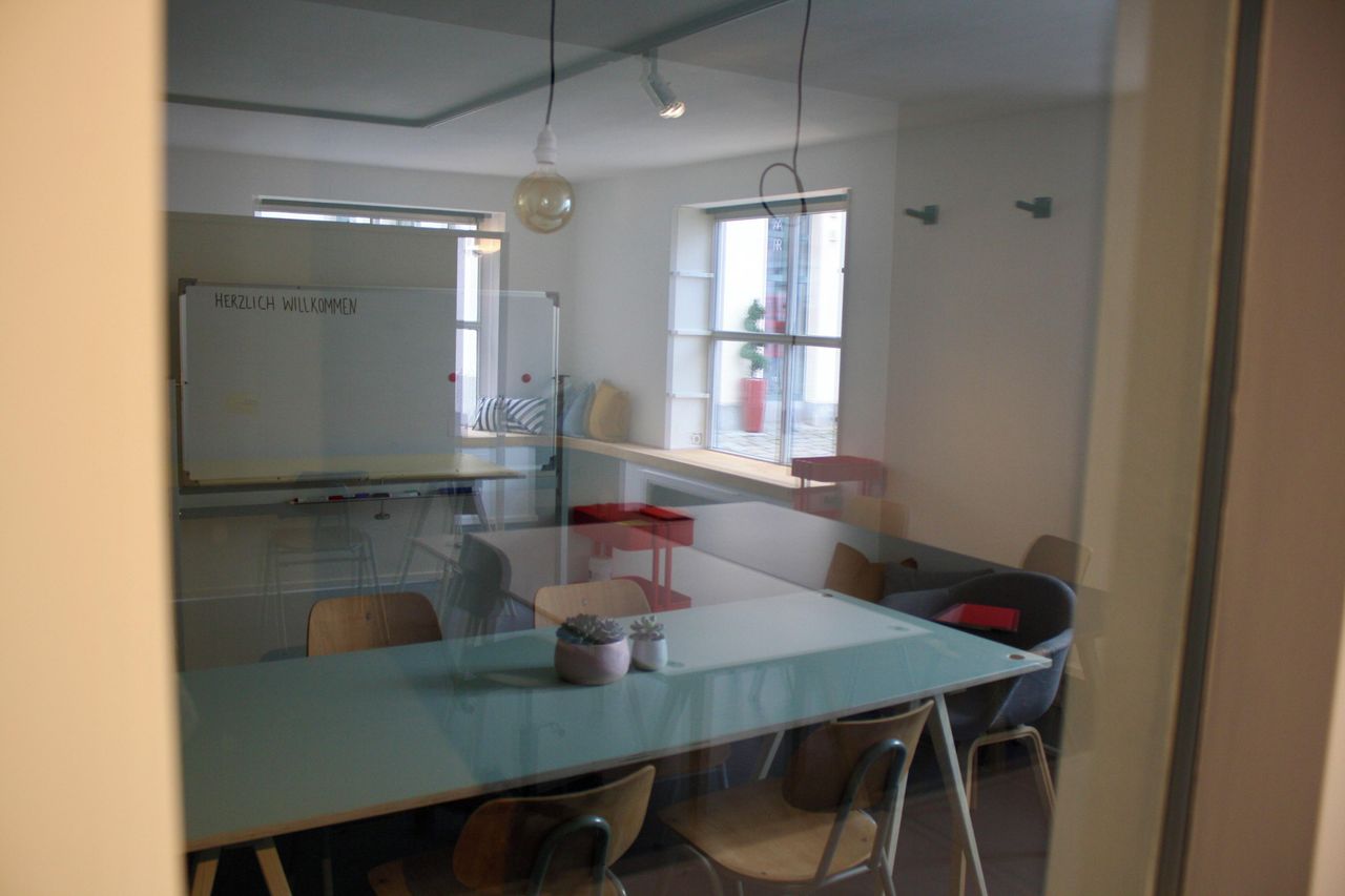 Rest of the World training rooms   image 15