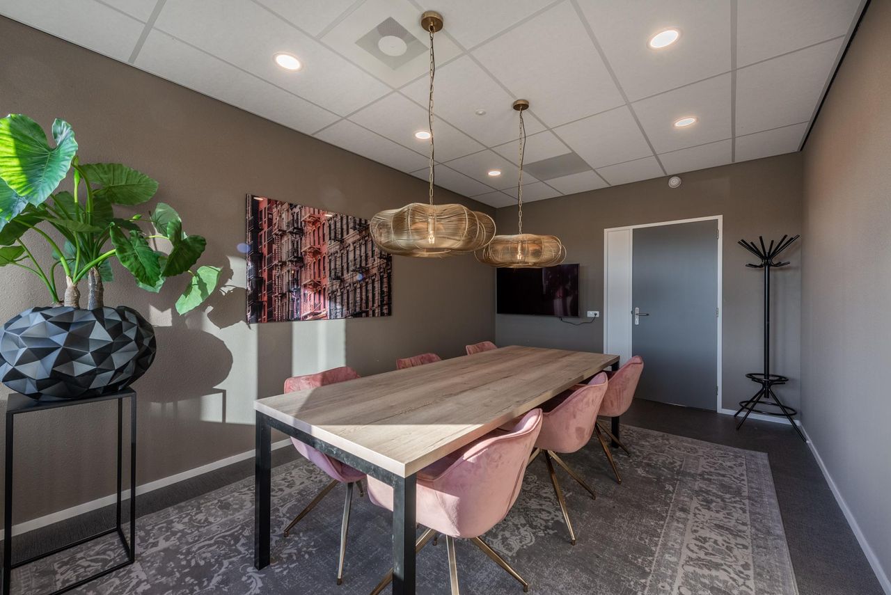 Rest der Welt   Business Center A1 image 4