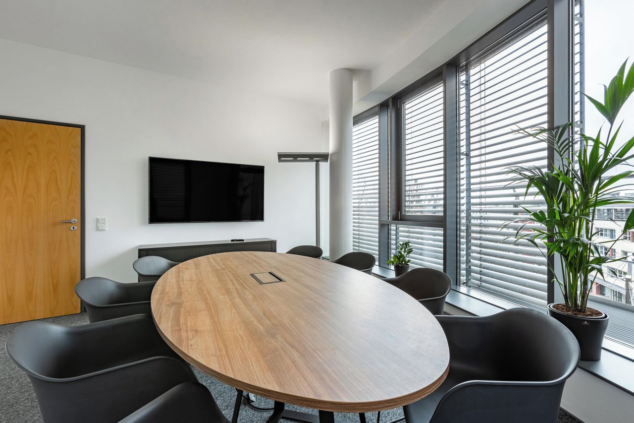 Frankfurt training rooms Business center SleevesUp! Bad Homburg image 22