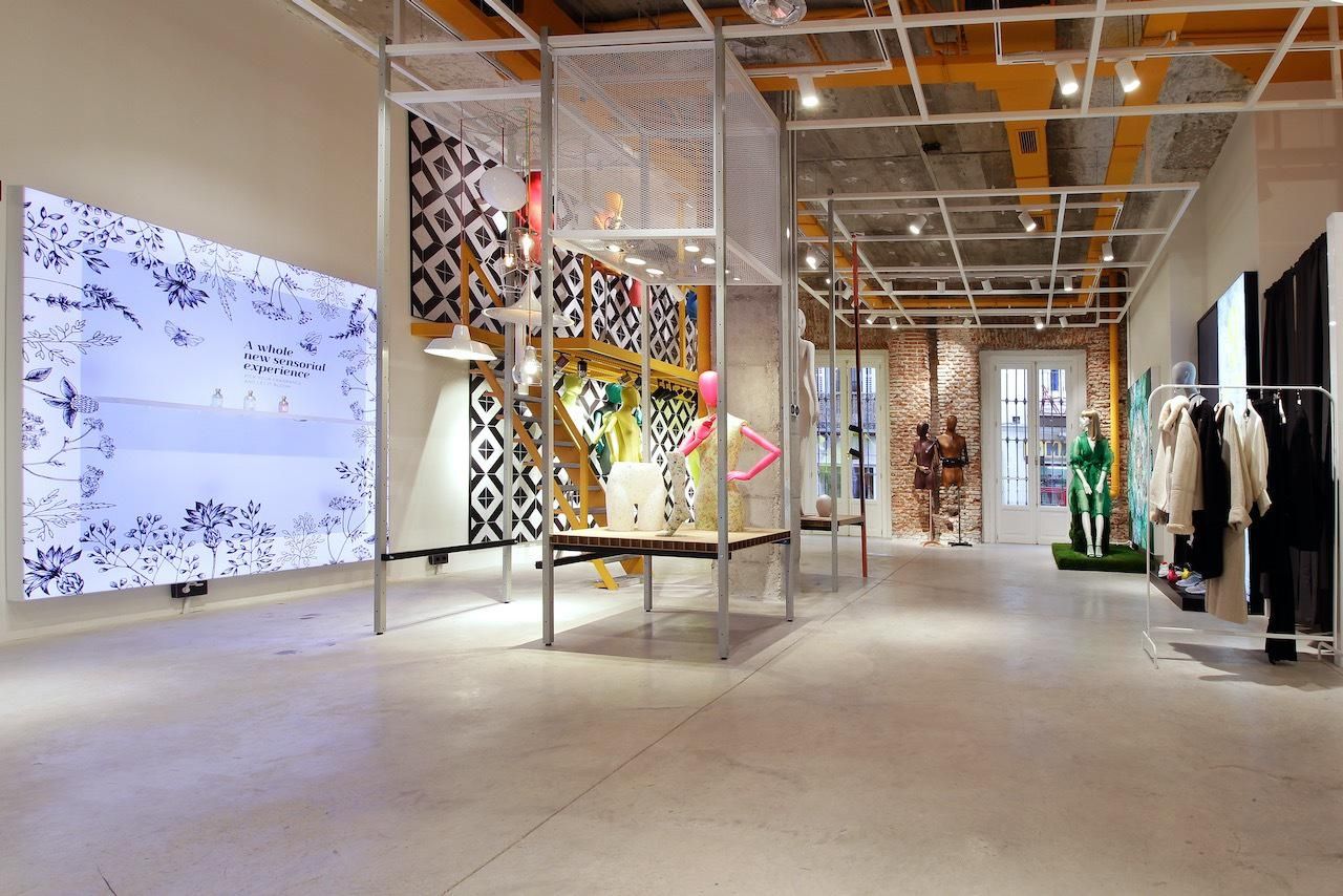 Madrid  Showroom  image 2