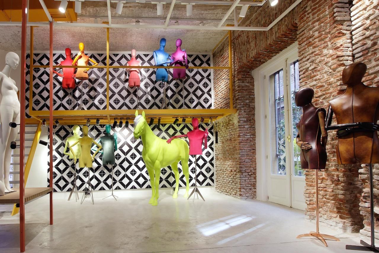 Madrid  Showroom  image 5