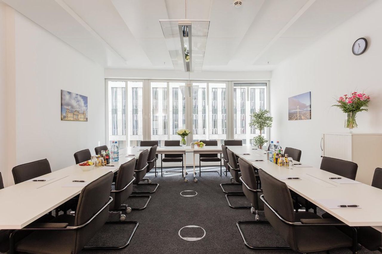 Berlijn training rooms Business center ABC workspaces Friedrichstraße image 1