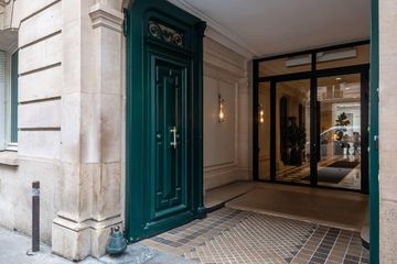 Paris   PATCHWORK SAINT-LAZARE image 1