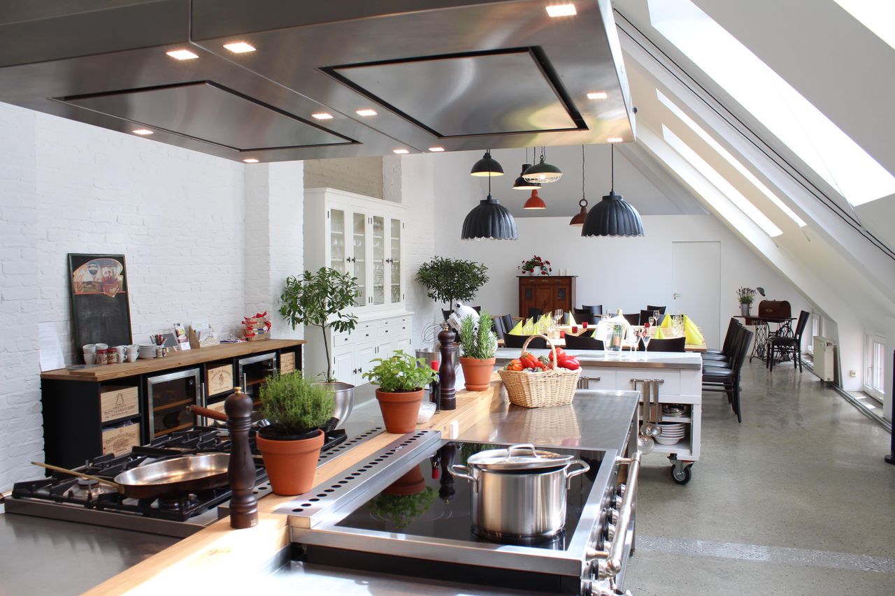 Berlin PR & Marketing Event  Event-Kochstudio Club culinaire für Teamkochen, Weihnachtsfeiern, Hochzeiten und mehr image 10