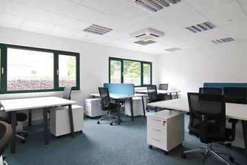 Rest of the World   headrooms Leverkusen image 0