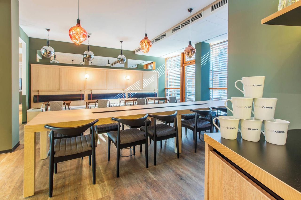 Rest of the World   Plaza Cubes am Medienhafen image 6