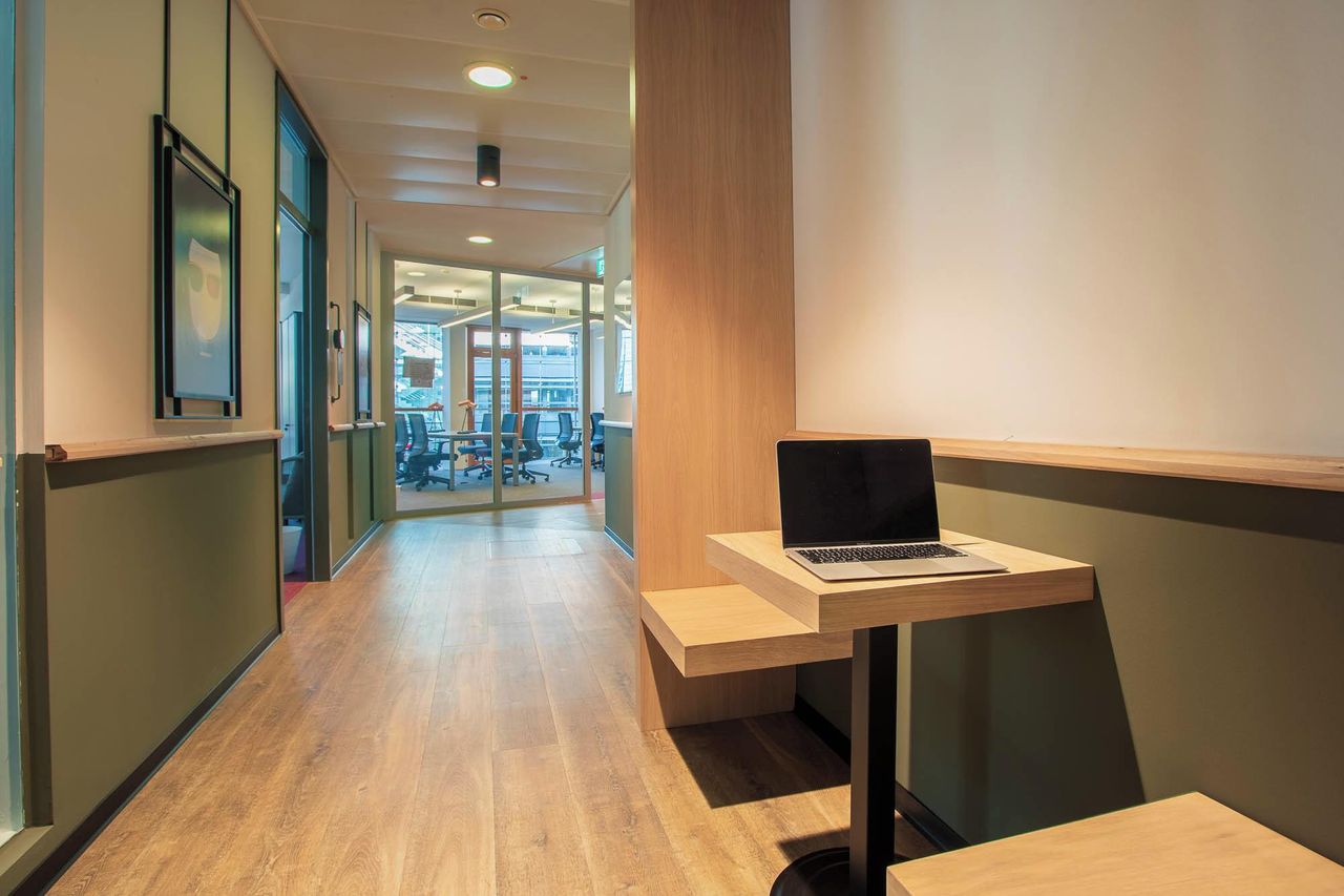 Rest of the World   Plaza Cubes am Medienhafen image 8