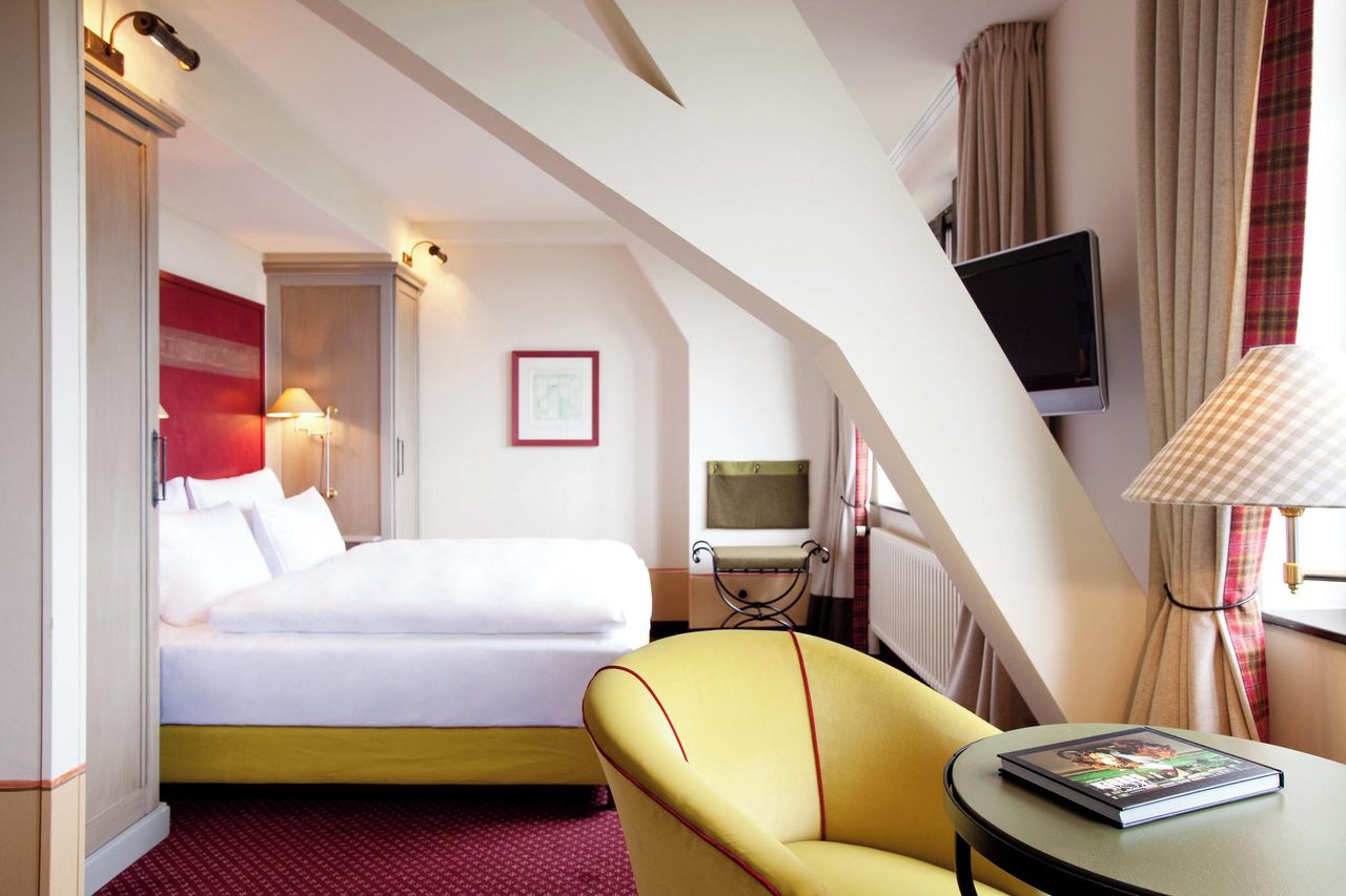 Rest der Welt  Historisches Gebäude  image 11