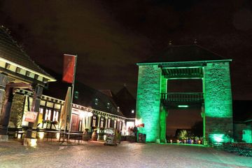 Rest der Welt PR & Marketing Event Historisches Gebäude Deutsches Weintor Restaurant image 10