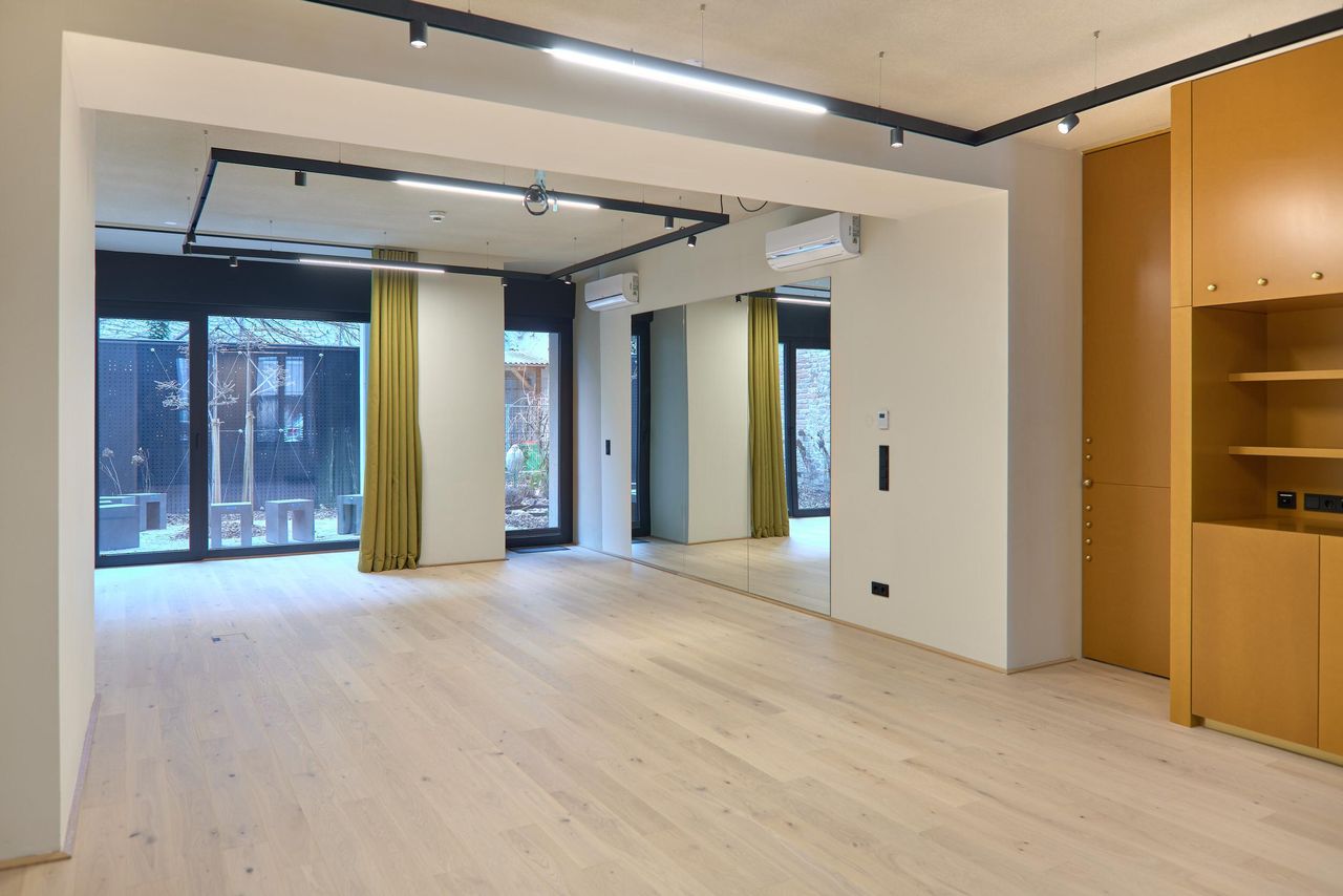 Rest der Welt   WELTRAUM image 0