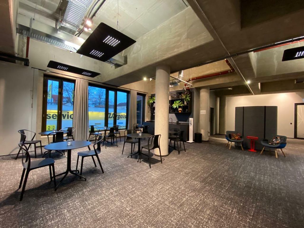 Hannover Meetingräume Boardroom  image 7