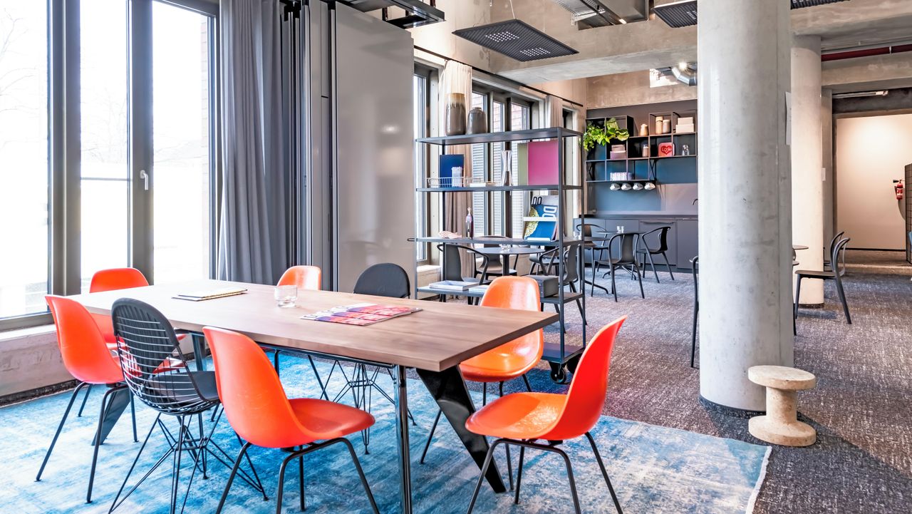 Hannover Meetingräume Boardroom  image 6