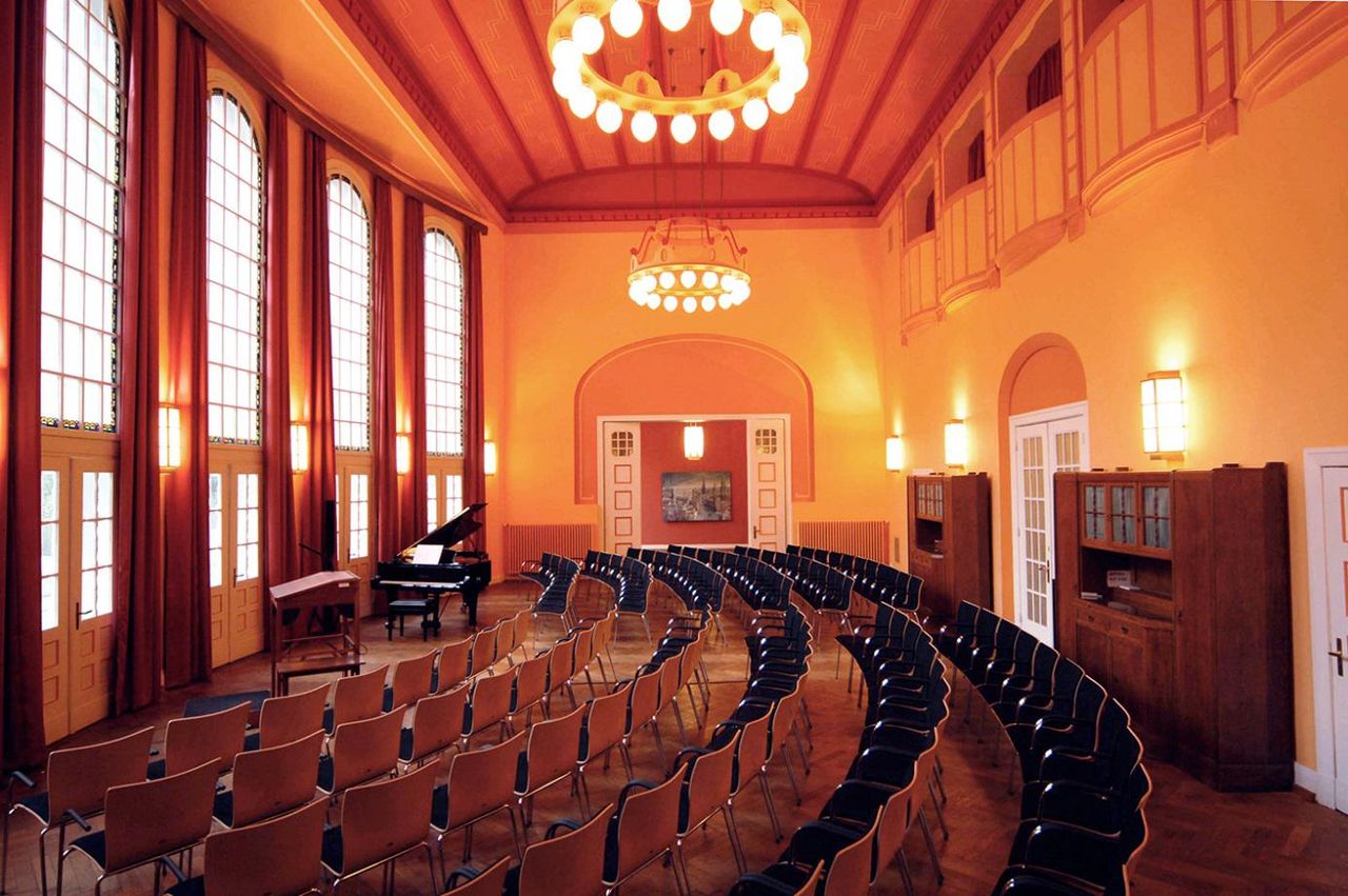 Rest der Welt PR & Marketing Event Hochzeitssaal/Ballsaal/Festsaal Traumhafter Historischer Festsaal image 10