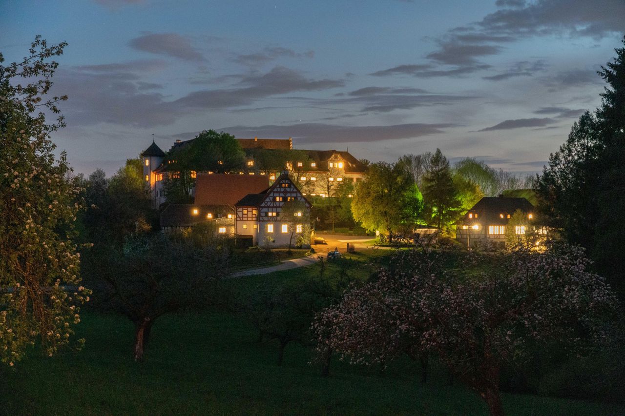 Rest der Welt Kreatives Meeting Tagungshotels Tagungszentrum & Hotel Schloss Hohenfels image 18