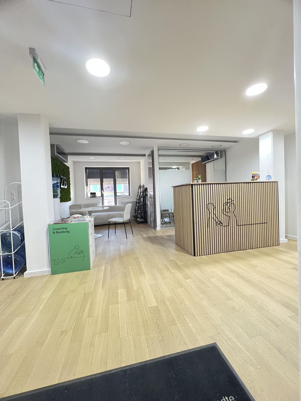 Vienna Teamsitzung Seminar room AAZB Campus Landstrasse image 1