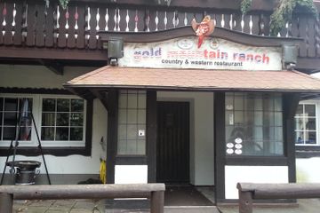 Hagen Geburtstag Gold - Mountain - Ranch image 10