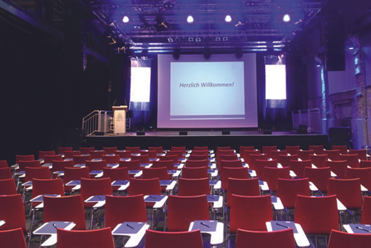 Rest der Welt PR & Marketing Event Veranstaltungsraum Halle 32 image 10
