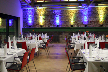 Rest der Welt PR & Marketing Event Veranstaltungsraum Halle 32 image 10