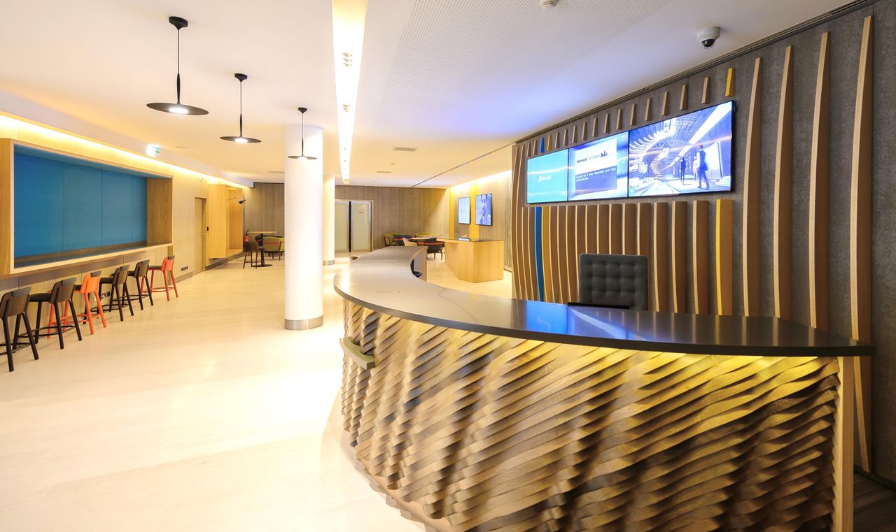 Parijs Client Meeting Bedrijvencentrum Business Center EOS - Work & Share image 0