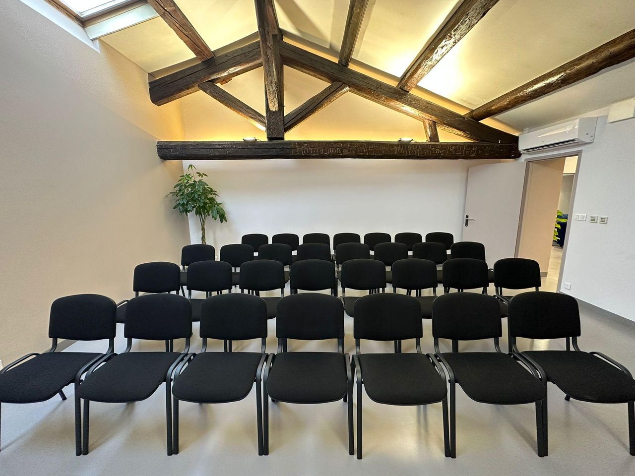 Rest van de wereld Rencontre client  Eden Service image 2