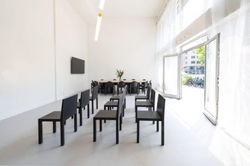 Rest of the World   Elephant Room image 9