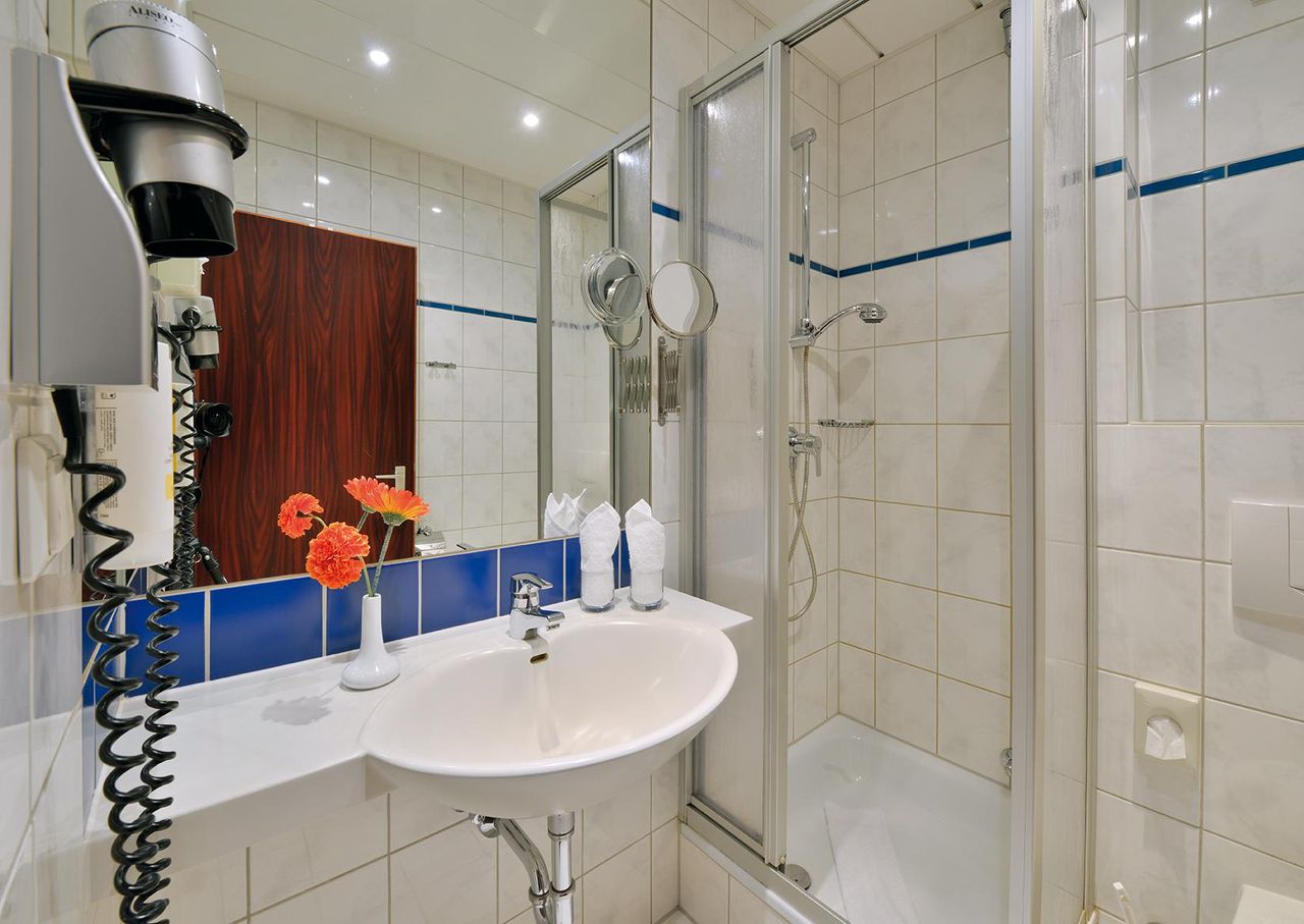 Rest of the World   Michel & Friends Hotel Lüneburger Heide image 1