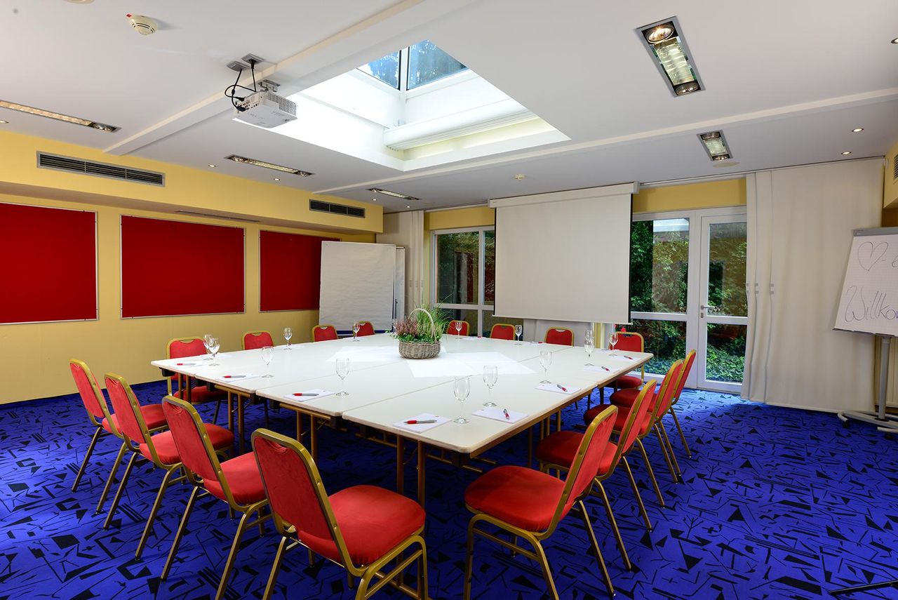 Rest of the World   Michel & Friends Hotel Lüneburger Heide image 1