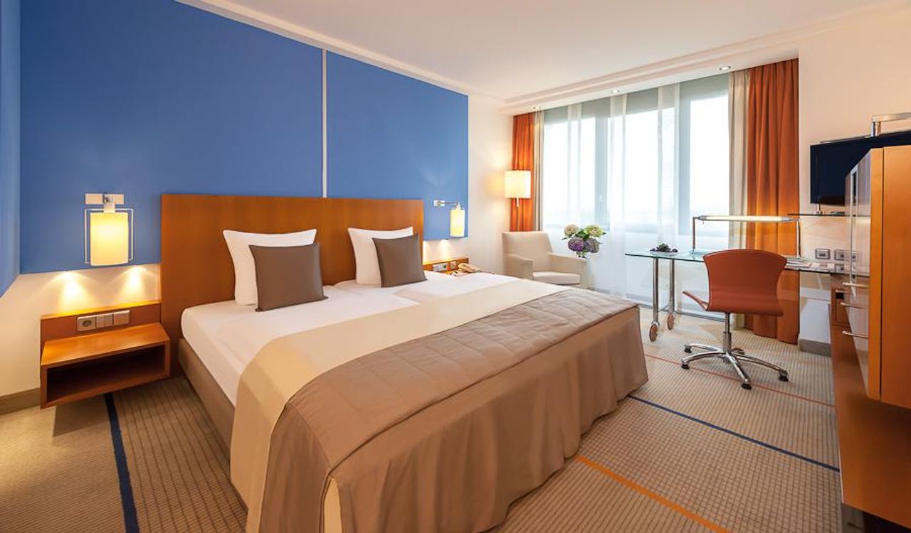 Frankfurt am Main   Dorint Hotel Main Taunus Frankfurt image 5777