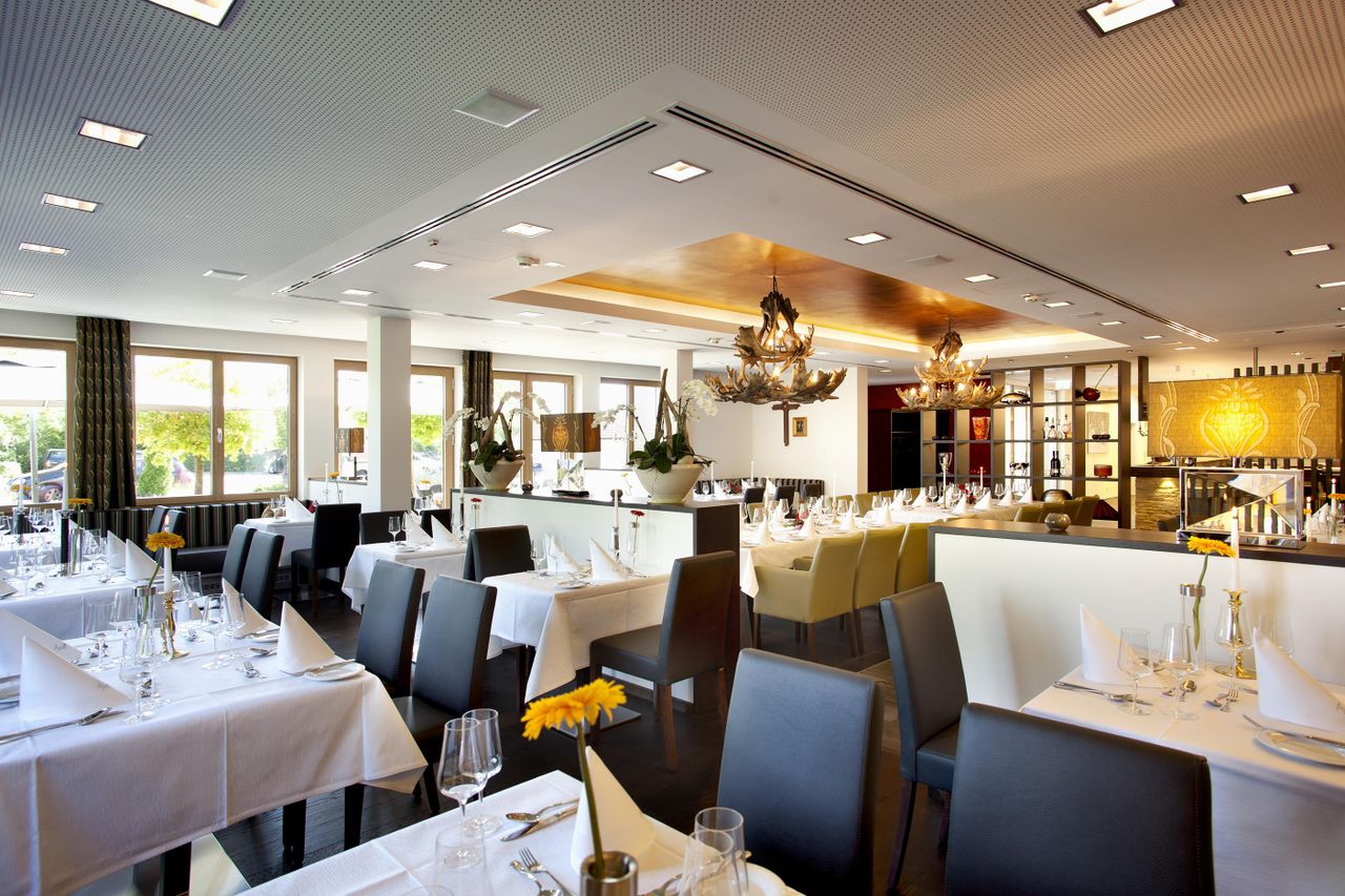 Rest of the World   Hotel Restaurant Anna image 6069