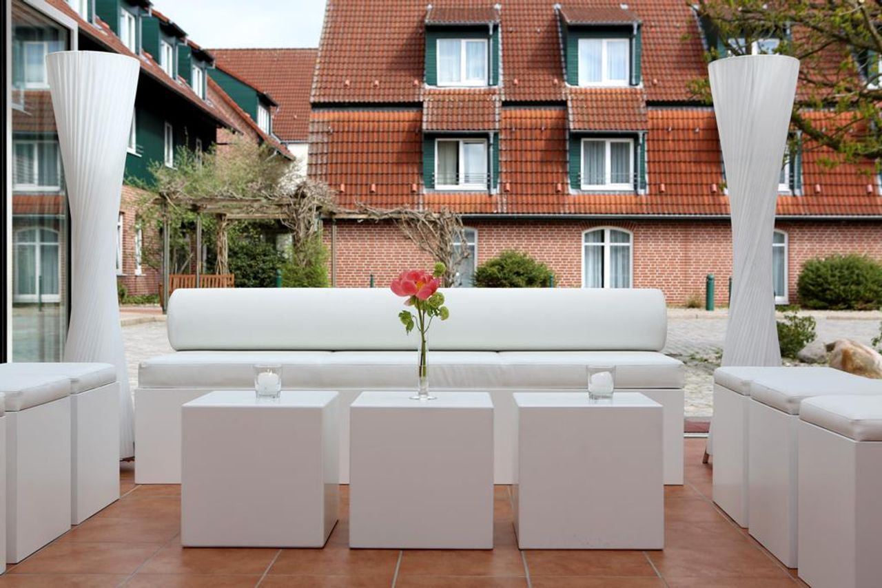 Hamburg   Steigenberger Hotel Treudelberg image 1