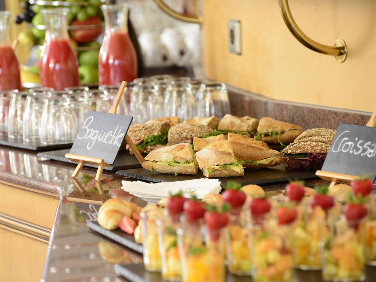 Rest of the World   Ringhotel Mönchs Waldhotel image 1