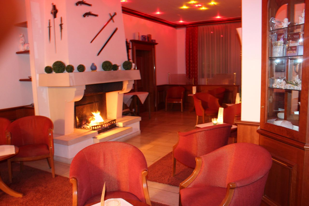 Rest der Welt   Hotel Restaurant Schloss Döttingen image 1229