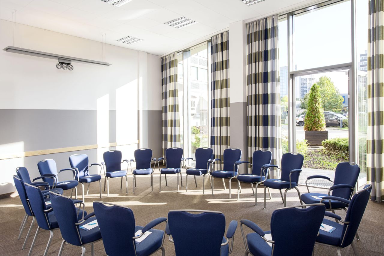 Frankfurt   NH Frankfurt Niederrad image 5073