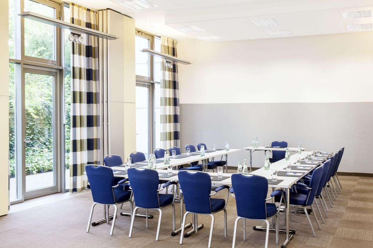 Frankfurt   NH Frankfurt Niederrad image 5075