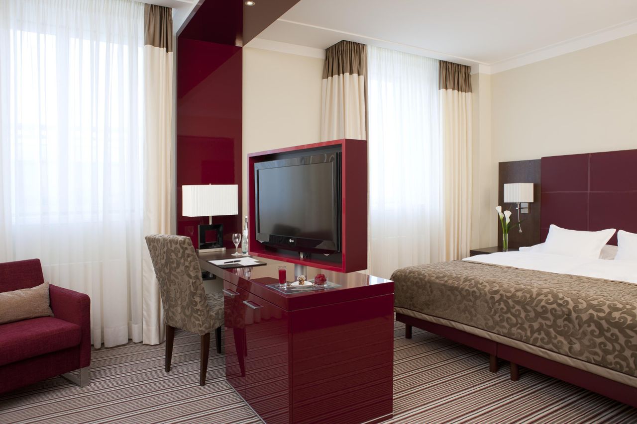 Stuttgart   Steigenberger Graf Zeppelin image 6406