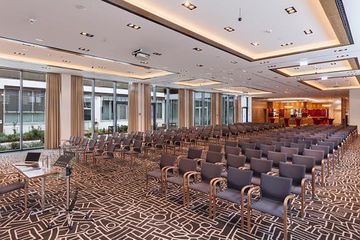 Berlin   Golden Tulip Berlin - Hotel Hamburg image 1