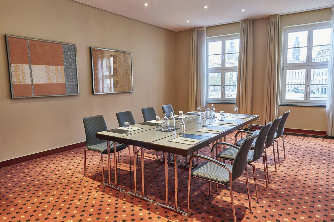 Dresden   Steigenberger Hotel de Saxe image 11