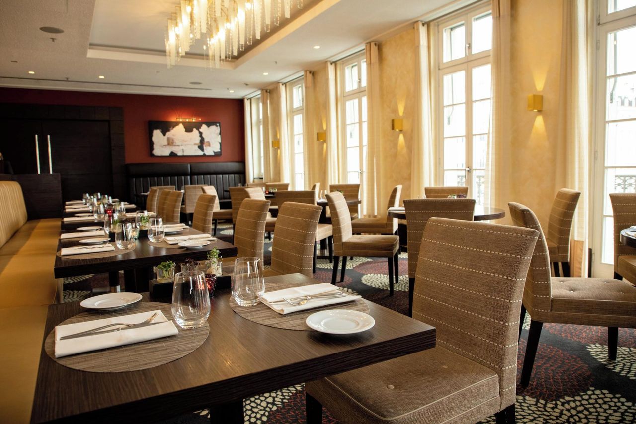 Dresden   Steigenberger Hotel de Saxe image 15