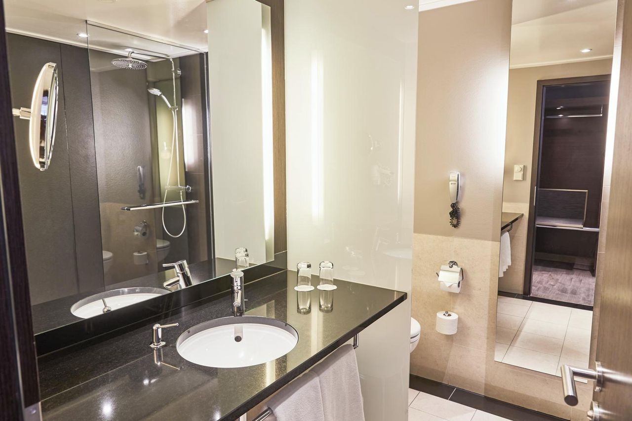 Dresden   Steigenberger Hotel de Saxe image 27