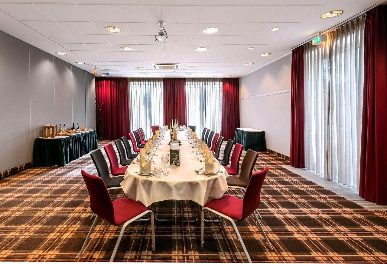 Rest der Welt   Holiday Inn Lübeck image 1