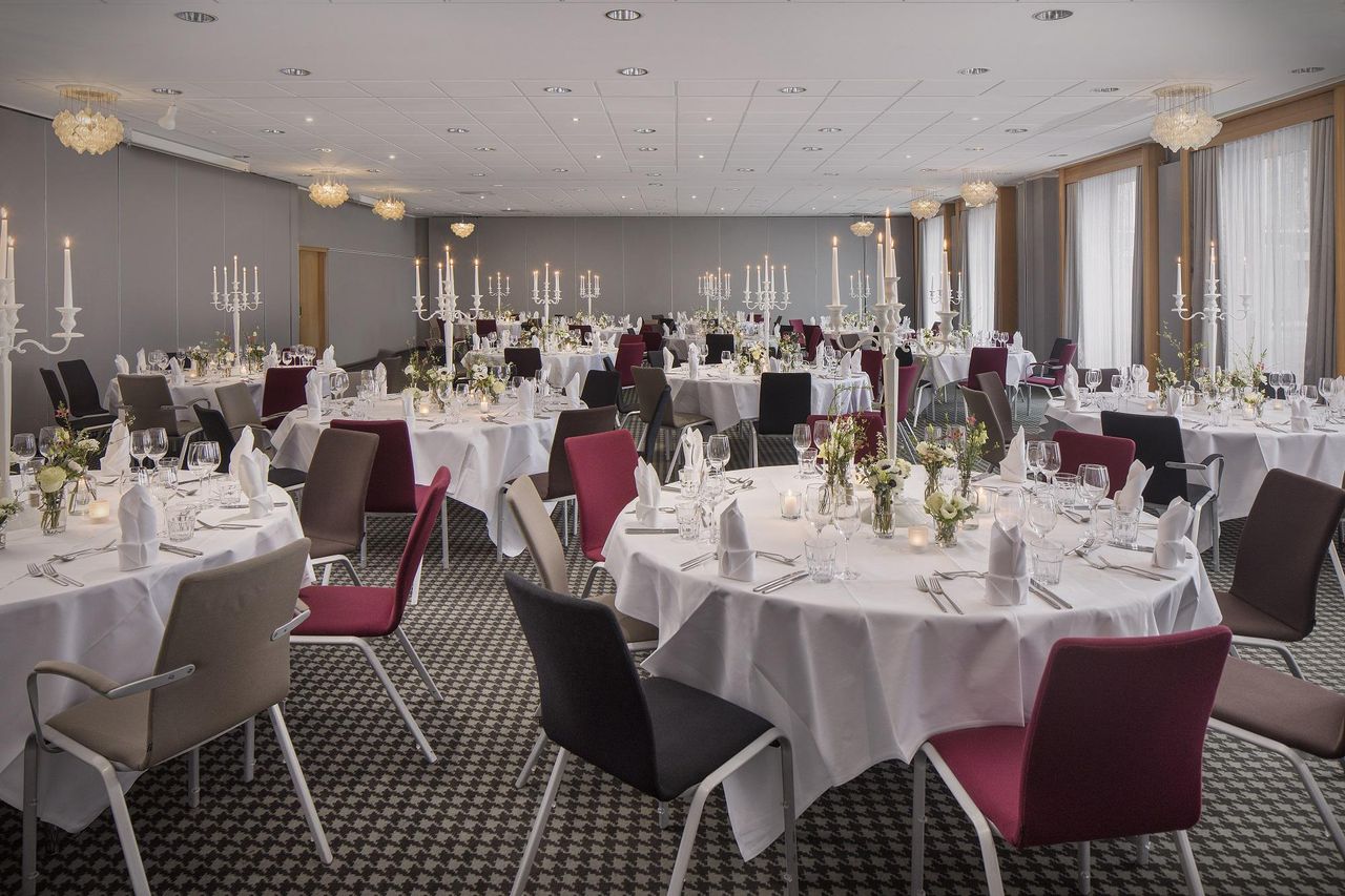 Rest der Welt   Holiday Inn Lübeck image 1