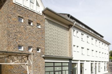 Rest der Welt   Rosa Flesch - Tagungszentrum image 1