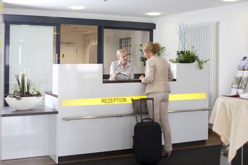 Rest der Welt   Rosa Flesch - Tagungszentrum image 1