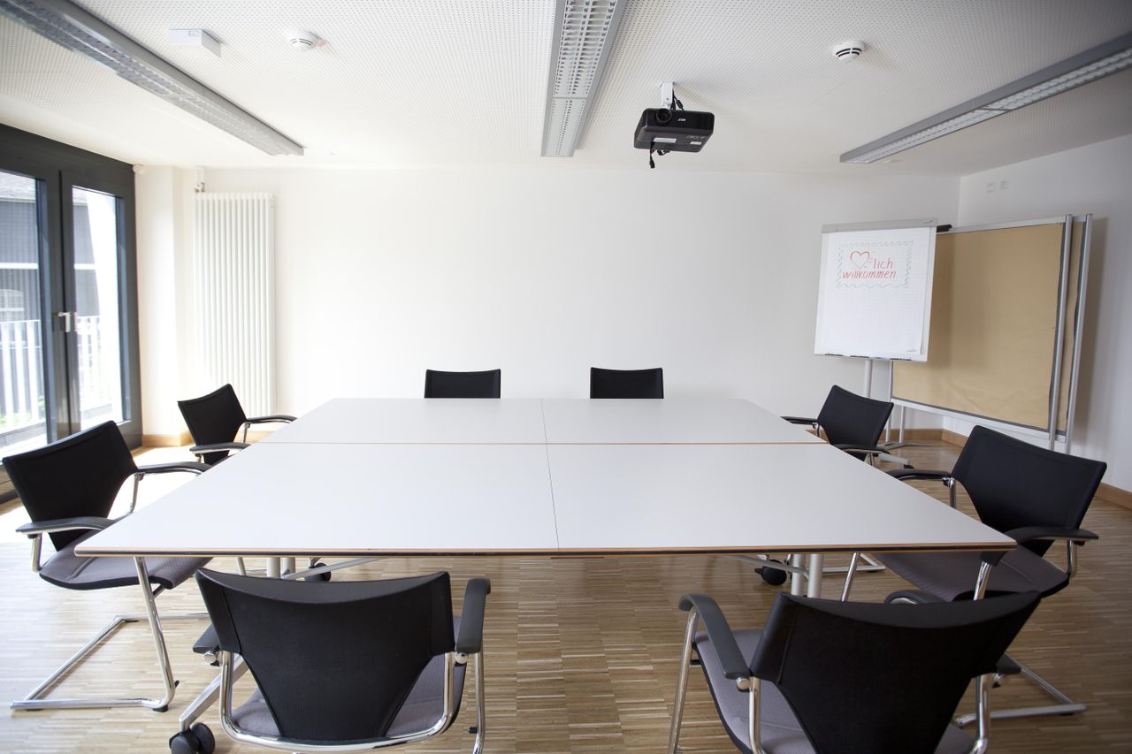 Rest der Welt   Rosa Flesch - Tagungszentrum image 1