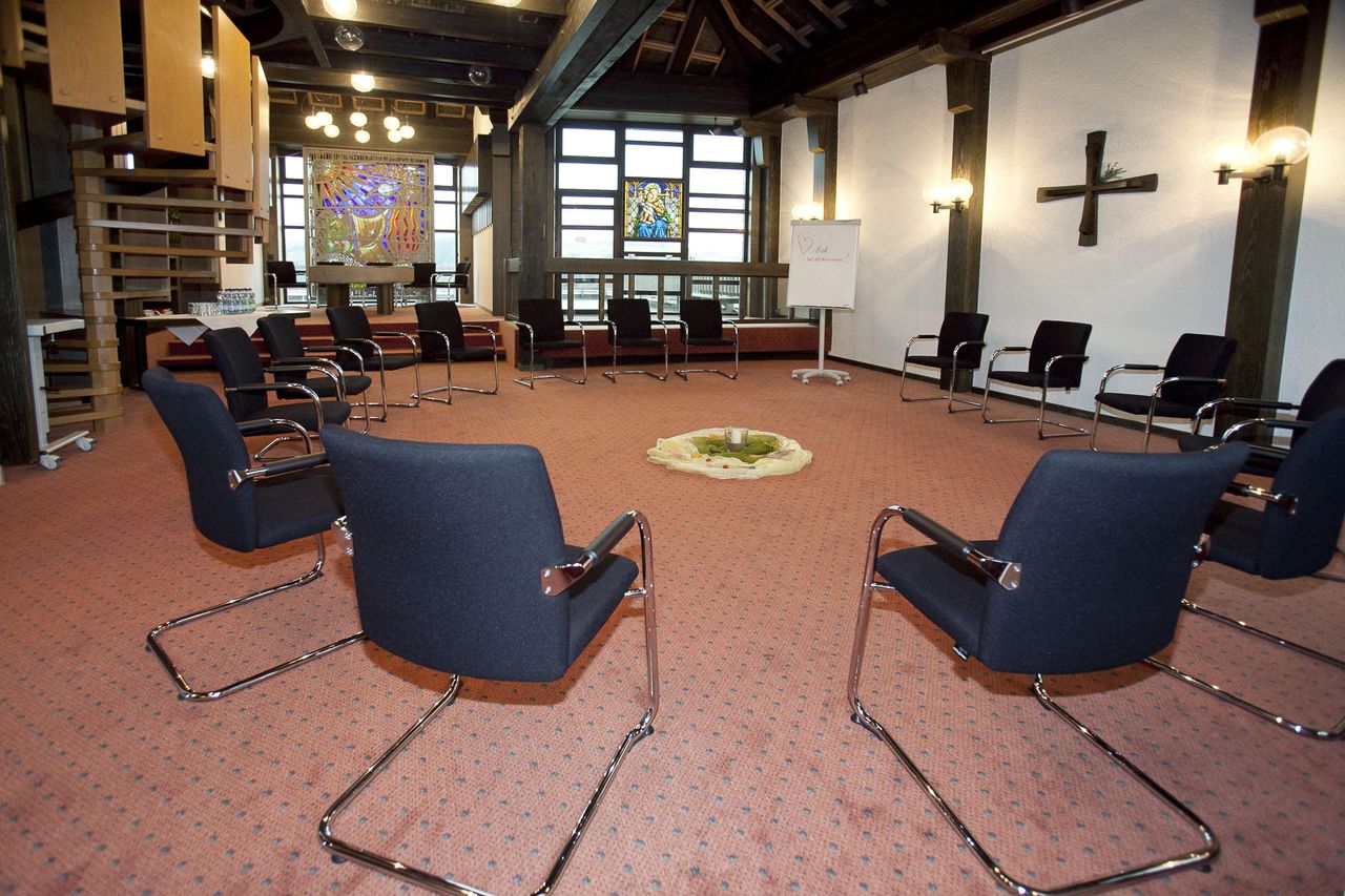 Rest der Welt   Rosa Flesch - Tagungszentrum image 1