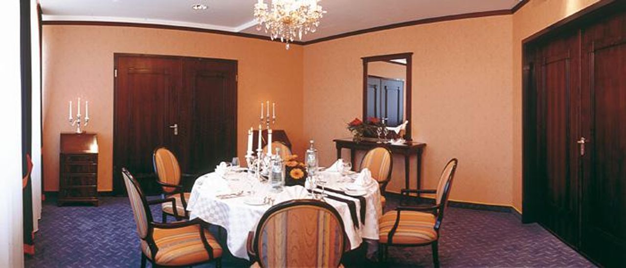 Rest der Welt   advena Hotel Hohenzollern image 1